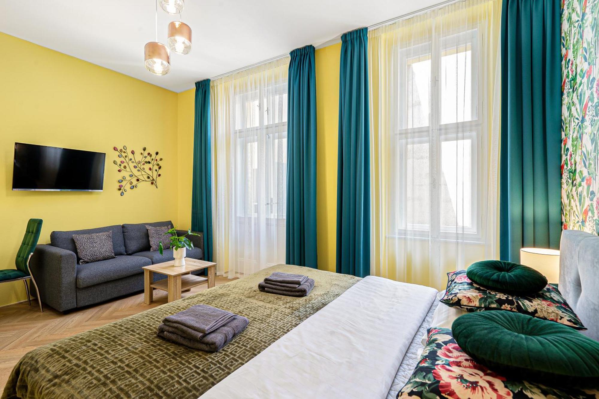 Oasis Apartments At Charles Square Praag Buitenkant foto